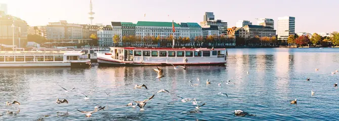 Brief presentation of ATG Alster-Touristik GmbH and its tourist offers in Hamburg.