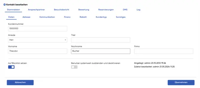 Hier wird erklärt, wie Kunden in der Verwaltung auf die Blacklist gesetzt werden können.